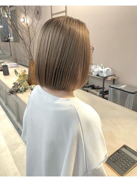 バーチ(BIRCH) ブロンドカラー