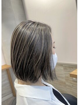 リーオオサカ(Lee Osaka) 【Lee大阪店】3Dカラー×エアリーボブ/新出奈津樹