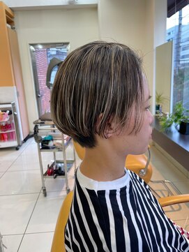キサ ファータ 恵比寿(kisa fata) [オージュアサロン/恵比寿]前下がりショートボブ/ハイライト