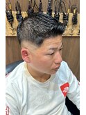 <理容室><バーバー> アップバングスキンフェード