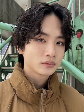 ソーコ 渋谷(SOCO) メンズニュアンスパーマ波巻きスパイラルメンズパーマ