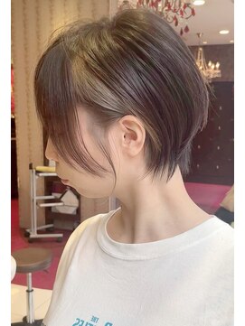 アース 大曽根店(HAIR&MAKE EARTH) 30代40代丸みショートヘア