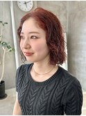 くせ毛パーマ　スパイラルパーマウェーブ　レッドカラーオレンジ