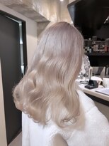 ペレ 渋谷(PELE)&nbsp;デザインカラー/レイヤーカット/ウェットヘア/オリーブベージュ