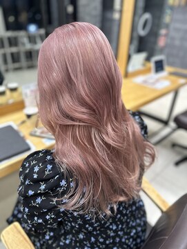 ラウル(Laulu) デザインカラー/レイヤーカット/ウェットヘア/オリーブベージュ