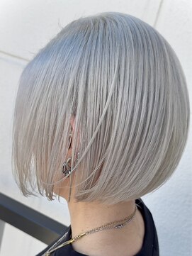 ラビス 浦和(Lovis) 黒髪カタログ/ボブルフ/ネビージュ/ワンレン/スペインカール