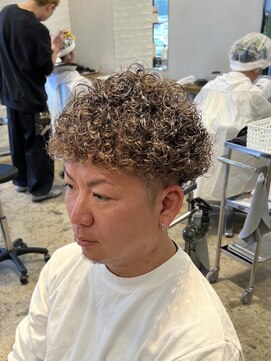 ザデイトウキョウ 表参道 青山(THE DAY TOKYO) プードルパーマ