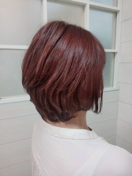 リファインヴェール 小川店 長めショートボブ／ピンクカラー/ブロースタイル