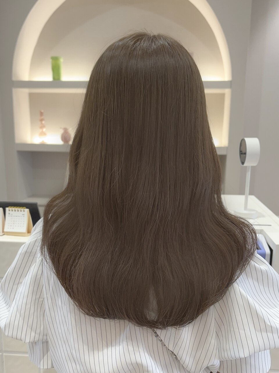 ピンクベージュ/ブリーチなし/表参道/原宿/ロング