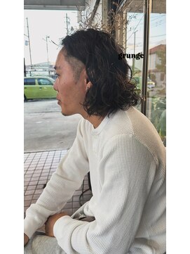 ウーヌス(UNUS+) グランジパーマ