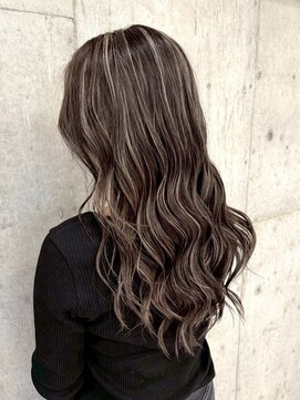 シエラ 堀江(CIERA.) ショートボブハンサムショートアンブレラカラークラゲヘア