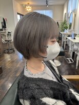 アークス(Ark'ss)&nbsp;レイヤーショート×シルバーグレージュカラー