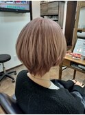 ショートレイヤー×ホワイトベージュピンク
