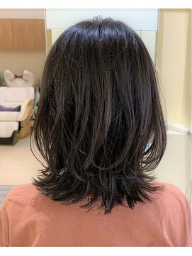 ボブインターナショナル(bob international) 外ハネふんわりロブ