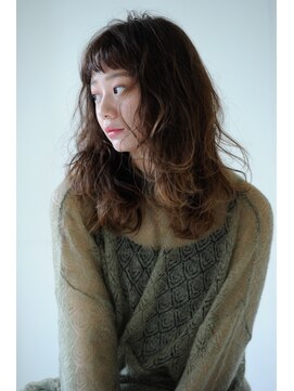 アンヘアー 元町三宮(UNHAIR) 【shiomi H】ナチュラルセミロング/ふんわり