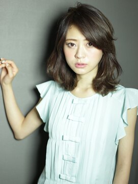 デラ バイ アフロート(DELA by afloat) ふわゆるミディアム*DELA by afloat 西山くるみ*