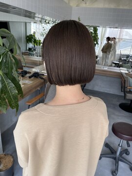 ティティ(TiTi) ブリーチなしでのヌーディーカラー[TiTi_栗林れい]