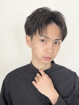 マイロ(mailo) メンズセンターパート×ツーブロック×ストレートコンマヘア