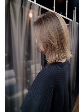 ニード(need) ボブシークレットベージュ