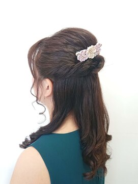 ポノヘアー美容室(pono hair) 【pono hair】お嬢様風ハーフアップ