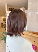 外ハネ×ミディアムスタイル