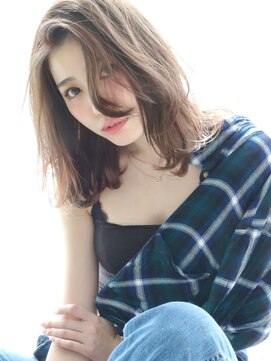 ミレバイジェニー (mirae by geny) レイヤーカット 韓国ヘア