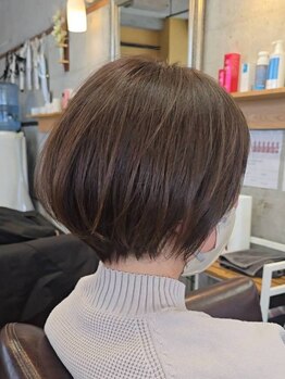 ラ リュエル(La Ruelle)の写真/≪全メニューmarbb付き≫グレイヘアーを活かしライフスタイルに合わせたオシャレなヘアスタイルをご提案◇