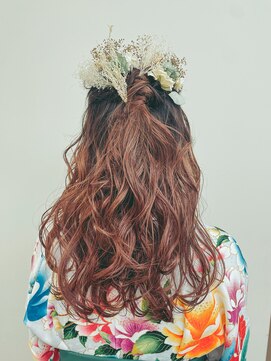 ミッシュバイアーバン(misch by urban.) ヘアセット/ヘアアレンジ/着物ヘア 【堀 春菜】