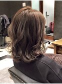 アッシュグレージュ くびれミディアム