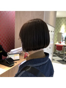 アース 鶴岡店(HAIR&MAKE EARTH) ミニボブ