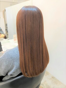 イレス 札幌駅前(IRESU) ドレスヘア/アッシュベージュ/縮毛矯正・ストレー ト