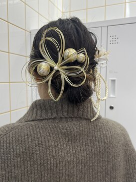 ロットアニバース(lott annibirth) 【髪質改善】成人式シニヨンヘア@mutsumi