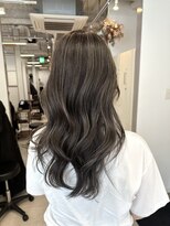 シェノン(Chainon.)&nbsp;ハイライト　デザインカラー　グレージュ　博多