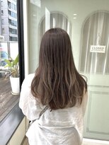 ザザ 高田馬場(ZA/ZA) ハイライトで作るグラデーションカラー