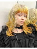 レコ 渋谷(LECO)&nbsp;ロングレイヤーカットホワイトブロンドイエロー裾カラー