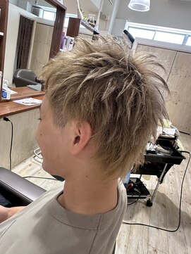 ルーツヘアー(Roots hair) スパイキーショート