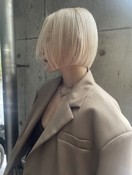 ラ キング(LA KING) ブロンドヘアダブルカラー/ケアブリーチ/ハイトーン/ボブ/韓国