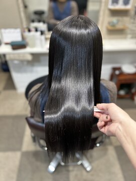 プティエール(Petit Ailes) 艶髪ロング