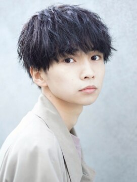 ナチュラル 渋谷(NATURAL) フェザーパーマ/スパイキーショート/サーフカール[メンズ/渋谷]