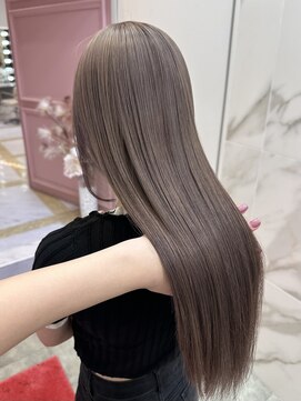 リー 梅田(Lee) ブリーチ2回~3回グレージュ!