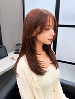 エミュ(Aimu.)&nbsp;大人可愛いレイヤースタイル