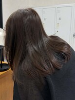 フォルメージ(formage)&nbsp;赤みを抑えた透明感ベージュカラー