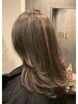 メゾン アヴァロ(Maison Avallo) #大人グレージュ #ブリーチハイライト #韓国レイヤー