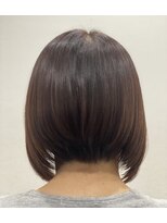 レリフィー&nbsp;クール前下がりボブ