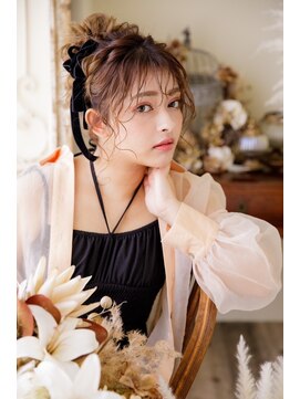 ヘアメイクサロン シャルメ(Hair Make Salon CHARMER) 二次会に☆カジュアルでもキレイめでも！緩めアップスタイル
