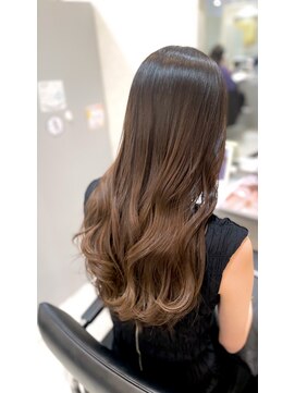 エールバイボヌール(Ere by Bonheur) 【大阪駅/北新地/西梅田】超高濃度水素ケアによる髪質改善カラー