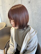 アルジャーノン コックス(ALGERNON COX) ウルフカット×オレンジカラー