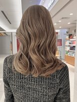 ピークアブー アヴェダ ギンザシックス(PEEK-A-BOO AVEDA GINZASIX) ハイライトカラー　赤み無しベージュ　ミルクティーカラー