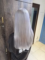 アジールヘア 池袋東口店(agir hair)&nbsp;ブリーチ2回目安ハイトーンシルバー　池袋池袋東口目白