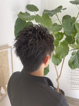 イニ 福井店(ini) スパイキーショート